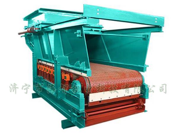 帶式（甲帶）給料機(jī)具有運(yùn)行平穩(wěn)、節(jié)能、環(huán)保等優(yōu)點(diǎn)